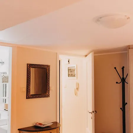 Best House, Central Aprtm., Agiou Nikolaou, Patra Exterior photo