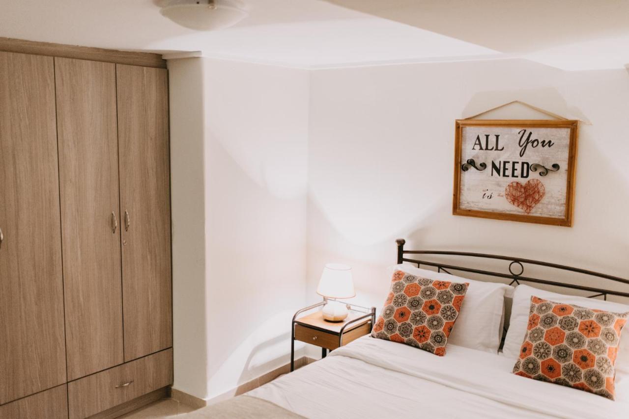 House, Aprtm., Agiou Nikolaou, Apartment *